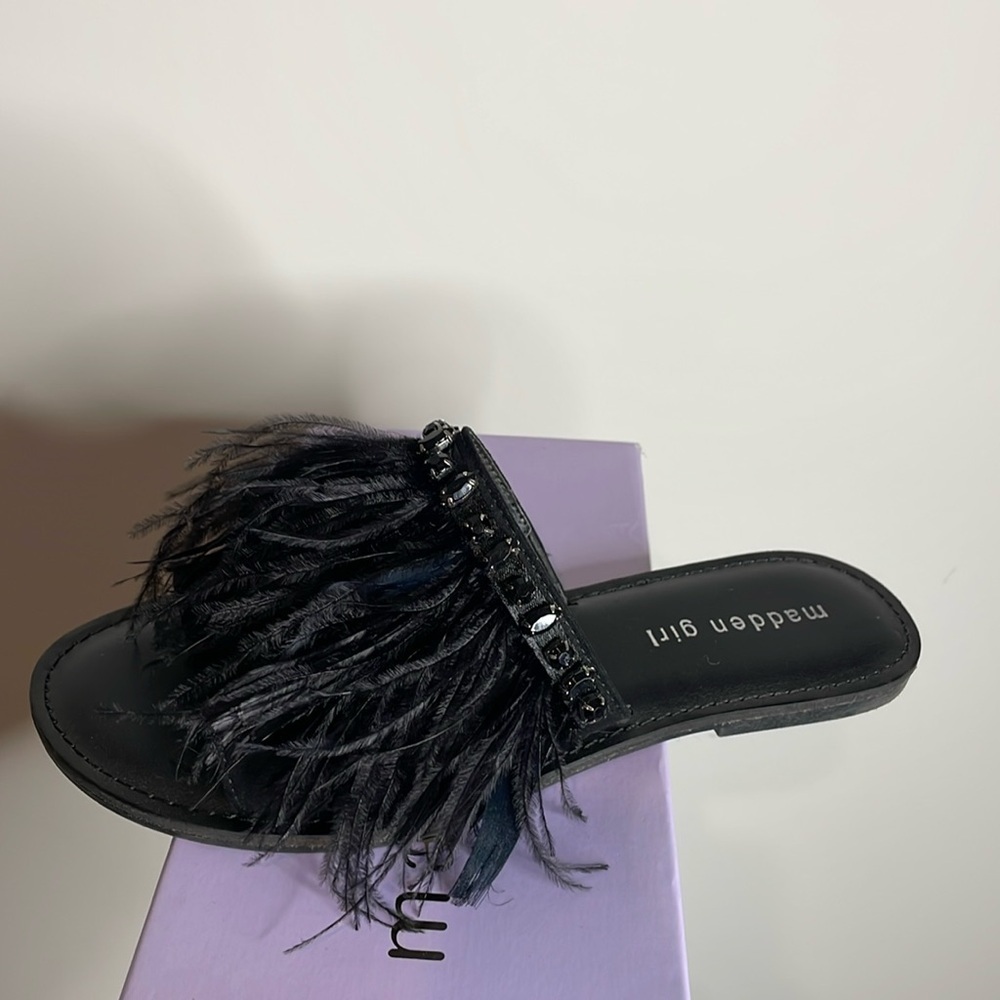 Sold Madden Girl | Women’s Shadow Black Feather Slide Sandals Size 9